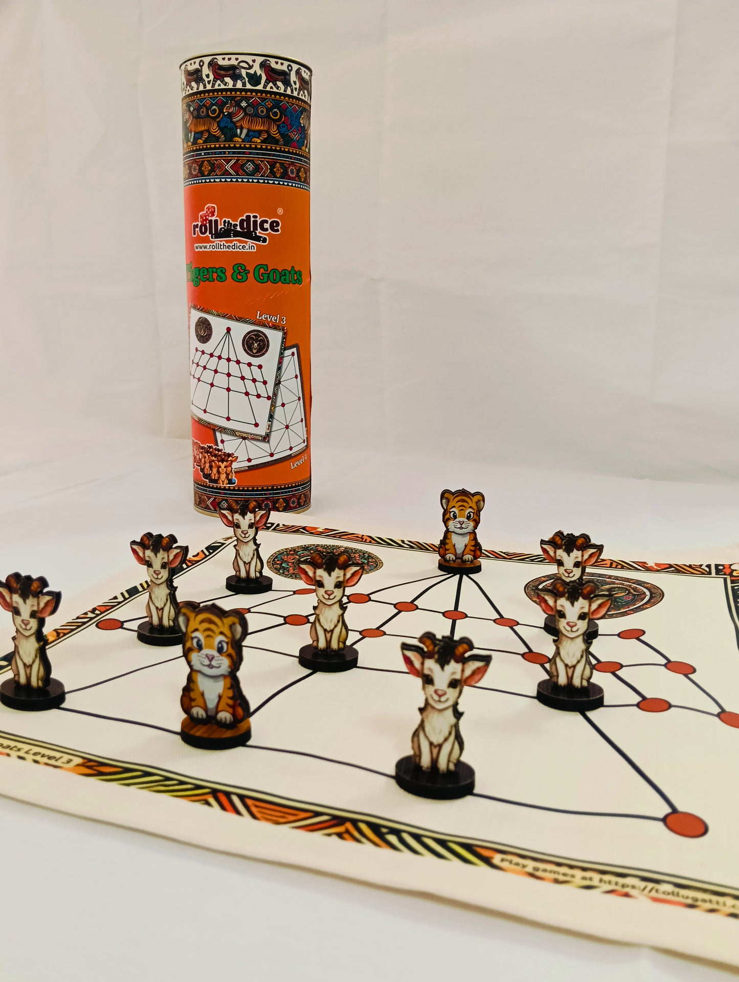 Aadu Huli Board Game – Levels 3 & 4 | Tigers and Goats Traditional Strategy Game