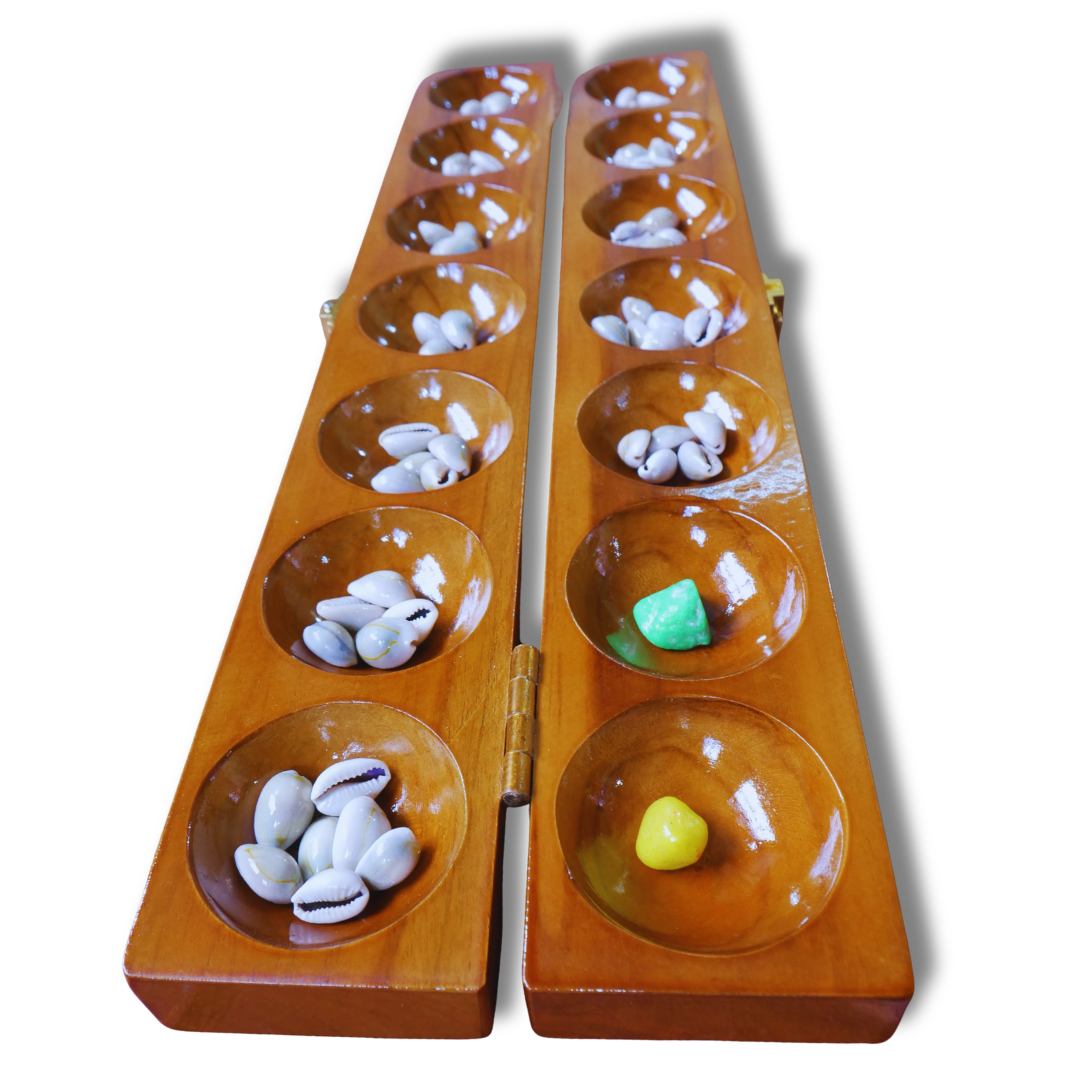 Teak Pallanguzhi board game Aliguli Mane by Roll the Dice, featuring traditional Vamana guntalu Chenne mane design.