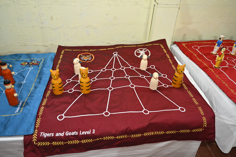 Aadu Huli