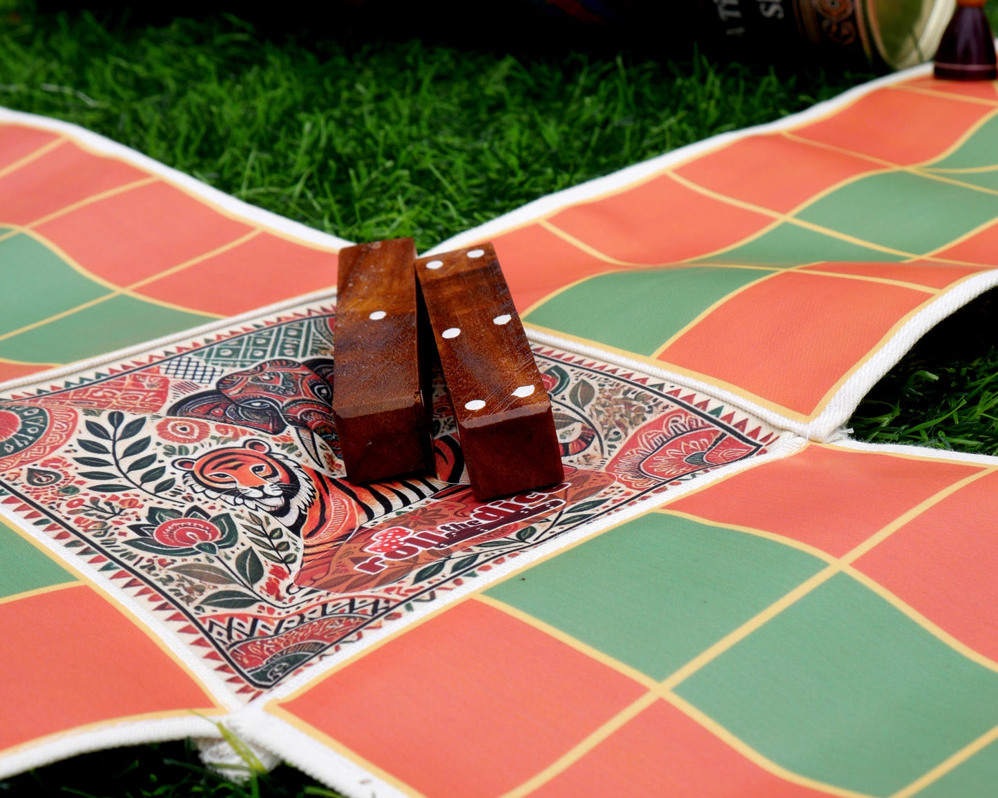 Pagade – Classic Indian Board Game in Orange & Green | Traditional Pachisi (Parcheesi) Set