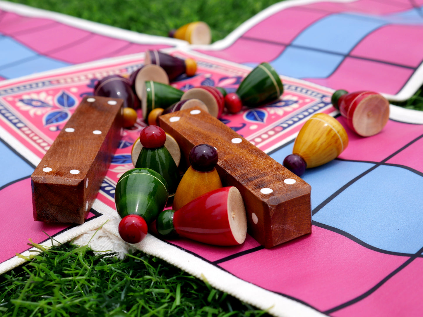 Pagade – Classic Indian Board Game in Pink & Blue | Traditional Pachisi (Parcheesi) Set